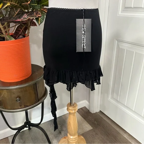 NWT Size Small DOLLS KILL WIDOW DARK ROMANCE MINI SKIRT Dolls Kill WIDOW - Picture 3 of 8